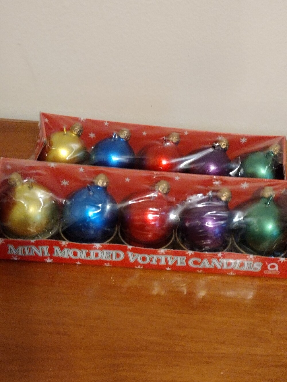 Cute Christmas Ball Candle Set